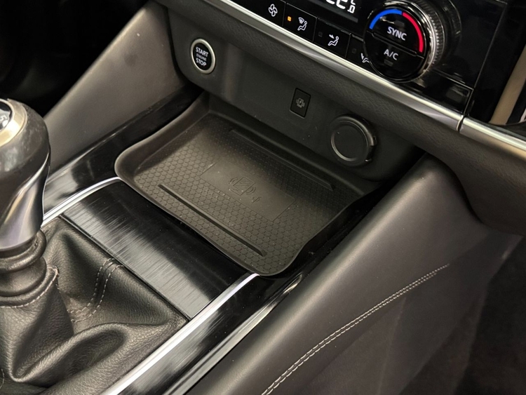 Nissan Qashqai PREMIERE EDITION MHEV 1.4DIG-T 140CV foto 32