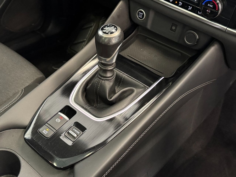 Nissan Qashqai PREMIERE EDITION MHEV 1.4DIG-T 140CV foto 33