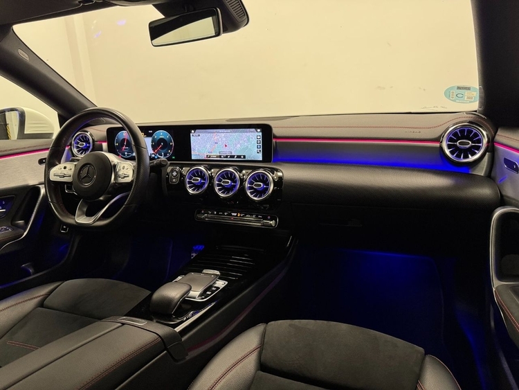 Mercedes CLA AMG 200D foto 11