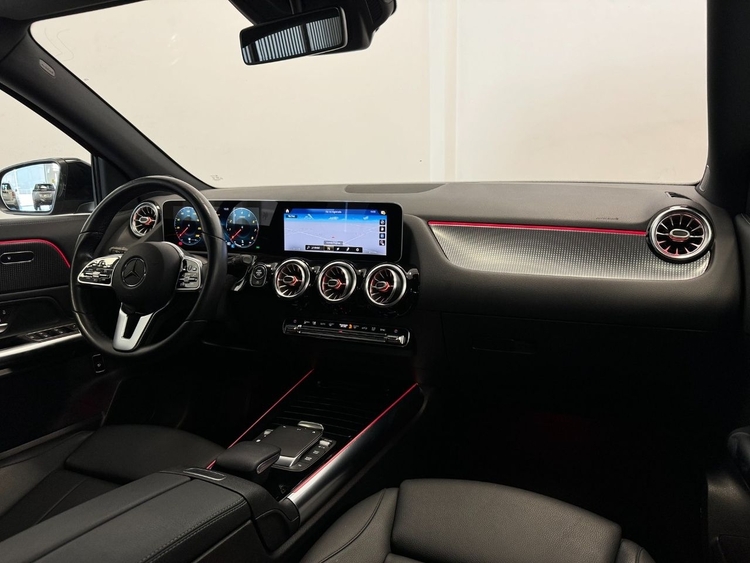 Mercedes GLA GLA 200 foto 9