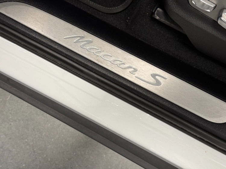 Porsche Macan MACAN S foto 20