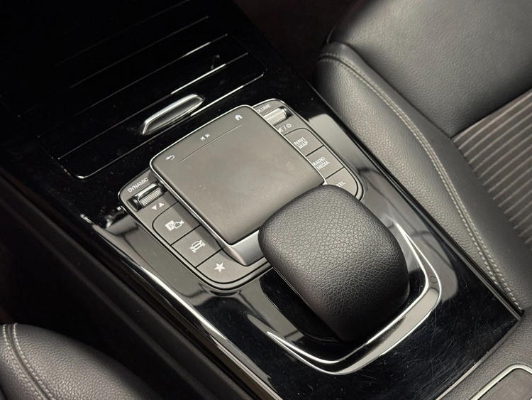 Mercedes Clase A SEDAN 250E  foto 29