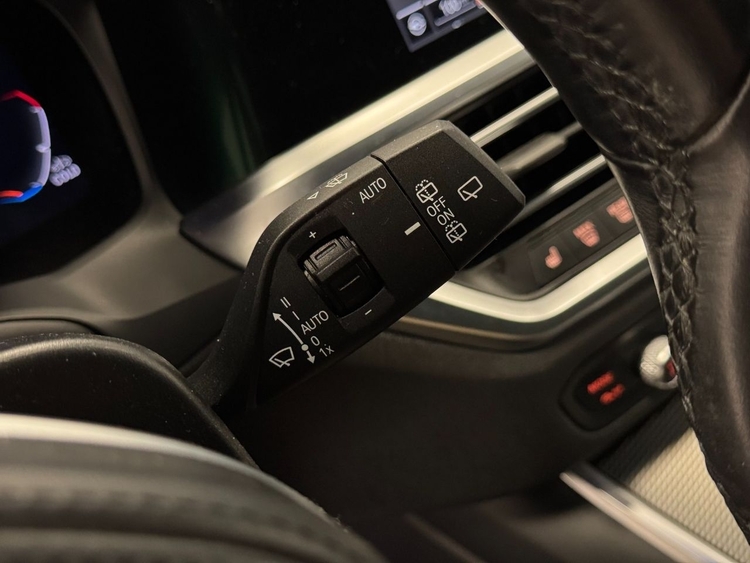 BMW Serie 3 318d AUTO foto 25