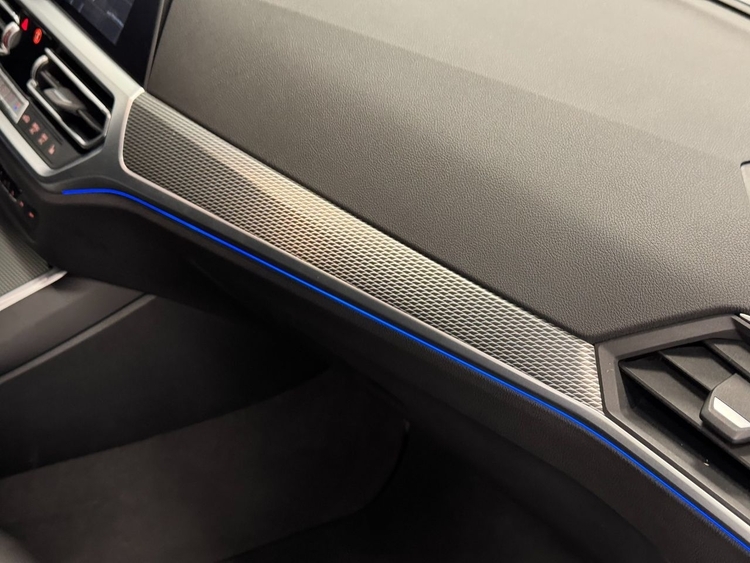 BMW Serie 3 318d AUTO foto 35