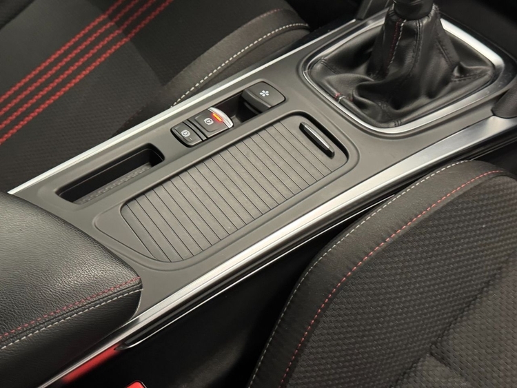 Renault Megane RS LINE ST  foto 40