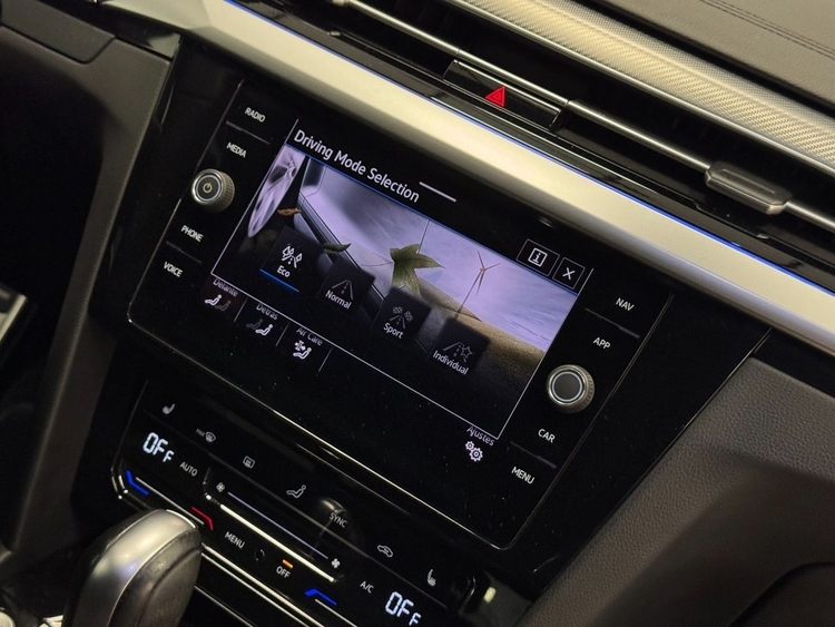 Volkswagen Arteon R-LINE  foto 35