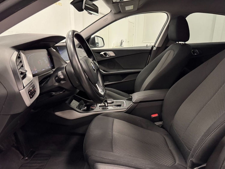 BMW Serie 2 218d Gran Coupe foto 14