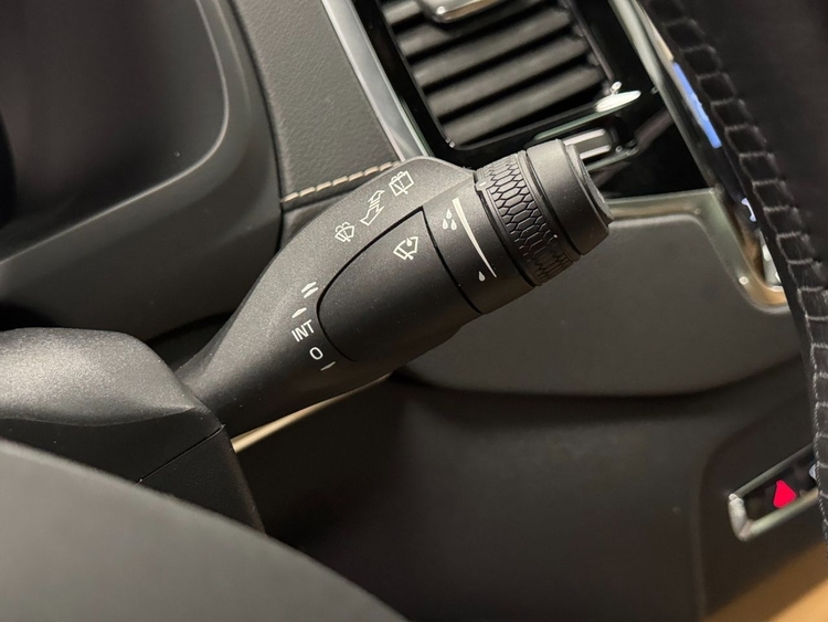 Volvo XC90 INSCRIPTION AUTO AWD B5 D foto 21