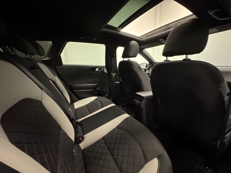 Kia Ceed GT LINE foto 37