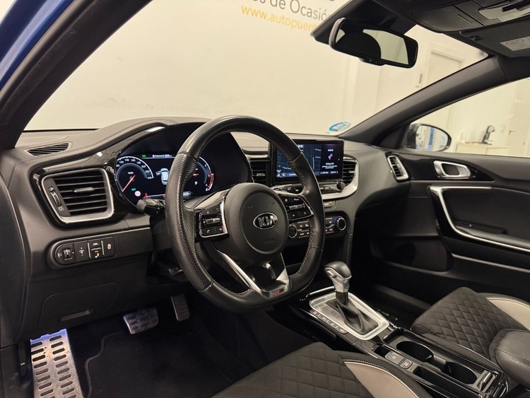 Kia Ceed GT LINE foto 8