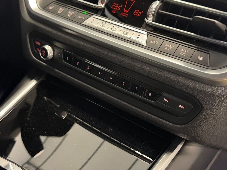 BMW Serie 3  320D  foto 40