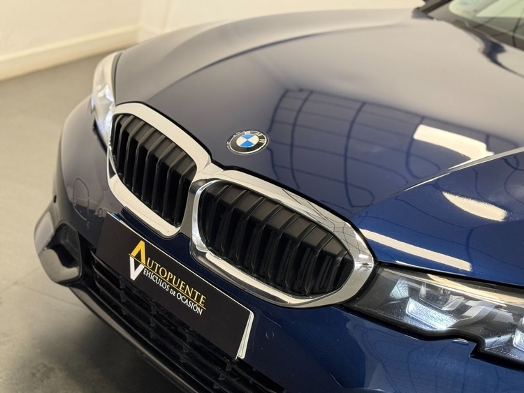 BMW Serie 3  320D  foto 49