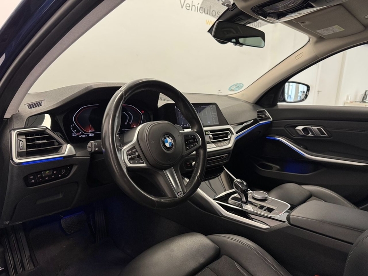 BMW Serie 3  320D  foto 8