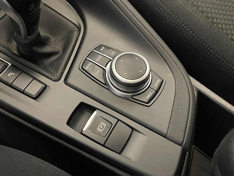 BMW X1 SDRIVE 18D foto 28