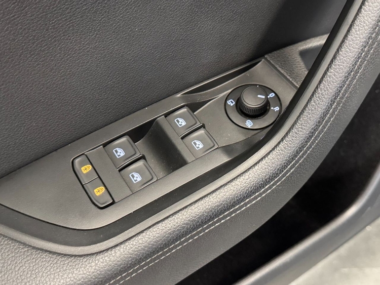 Skoda Superb COMBI STYLE 2.0TDI 200CV DSG foto 16