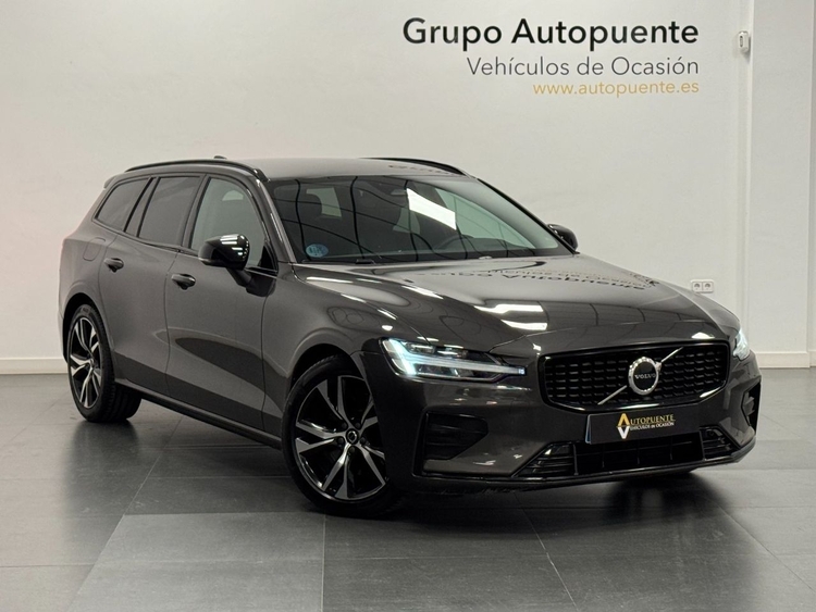 Volvo V60 PLUS DARK AUTO 2.0 B4 D foto 2