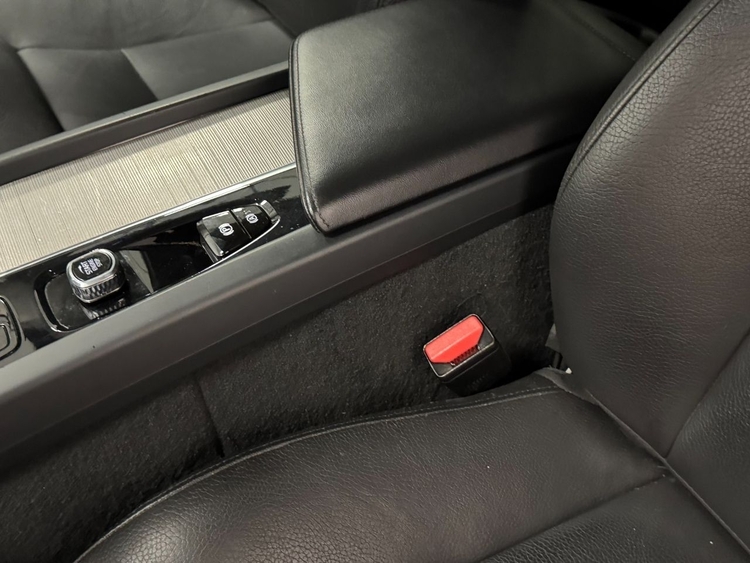 Volvo V60 PLUS DARK AUTO 2.0 B4 D foto 24