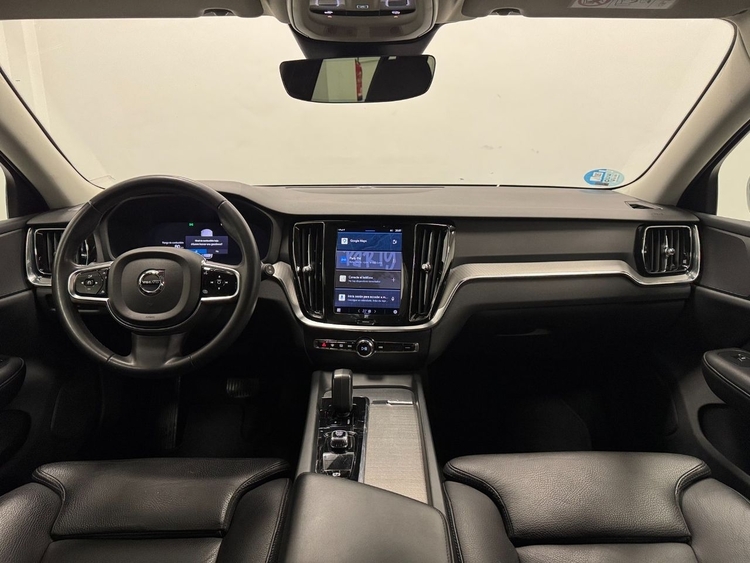 Volvo V60 PLUS DARK AUTO 2.0 B4 D foto 26