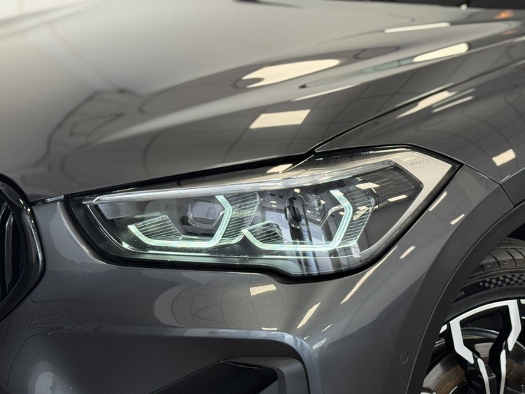 BMW X1 SDRIVE 18D  foto 42