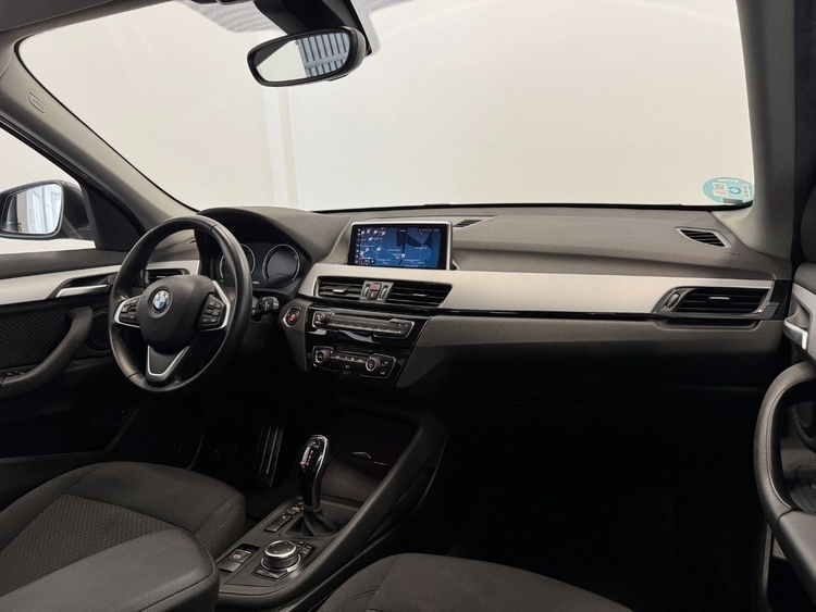 BMW X1 SDRIVE 18D  foto 11