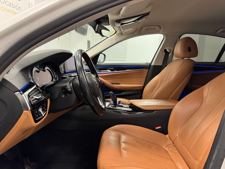 BMW Serie 5 520D  foto 15