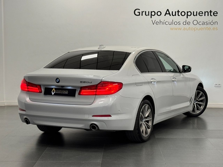 BMW Serie 5 520D  foto 4