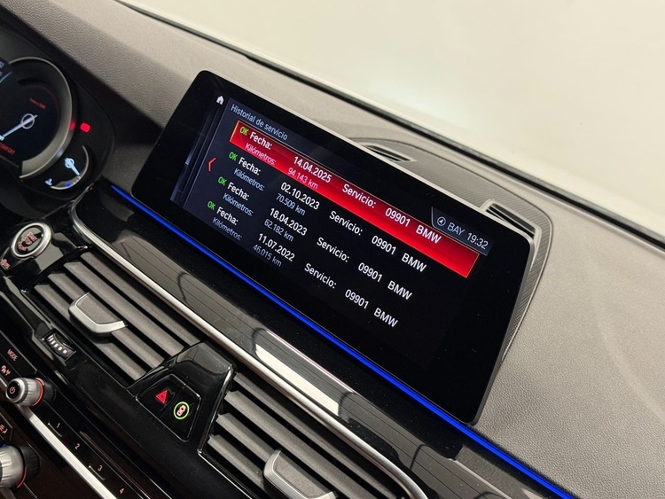 BMW Serie 5 520D  foto 32