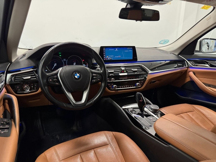 BMW Serie 5 520D  foto 9
