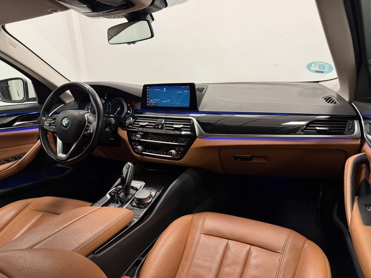 BMW Serie 5 520D  foto 11