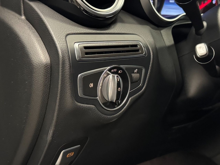 Mercedes Clase GLC AMG 220D 4MATIC  foto 19