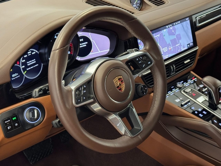 Porsche Cayenne CAYENNE E-HYBRID  foto 19