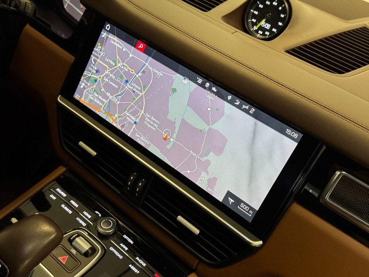 Porsche Cayenne CAYENNE E-HYBRID  foto 40