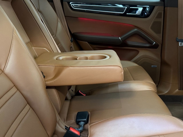 Porsche Cayenne CAYENNE E-HYBRID  foto 57