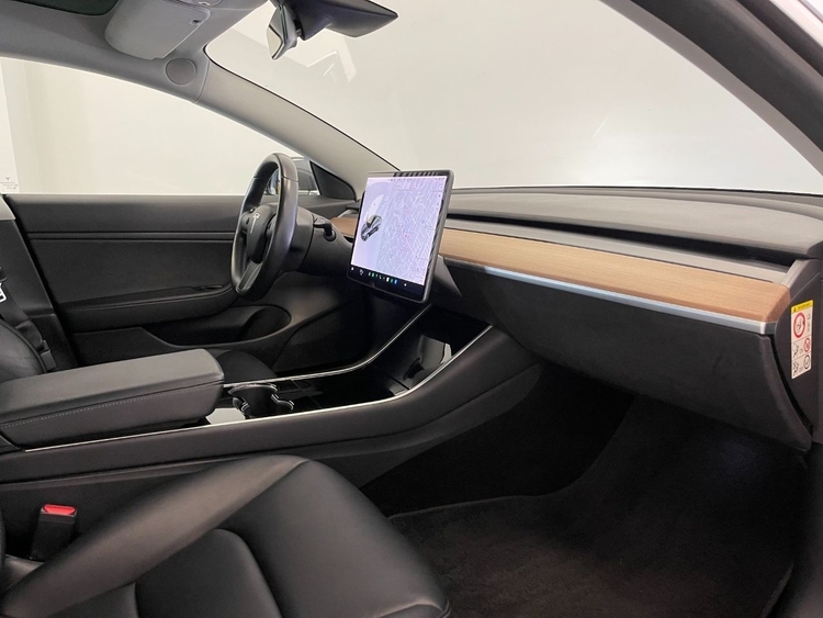 Tesla Model 3 GRAN AUTONOMIA DUAL MOTOR AWD foto 14