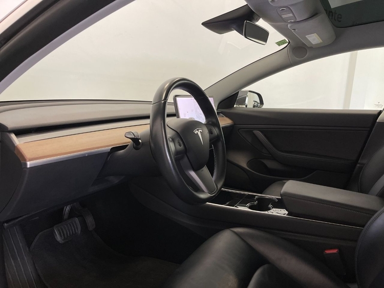 Tesla Model 3 GRAN AUTONOMIA DUAL MOTOR AWD foto 16