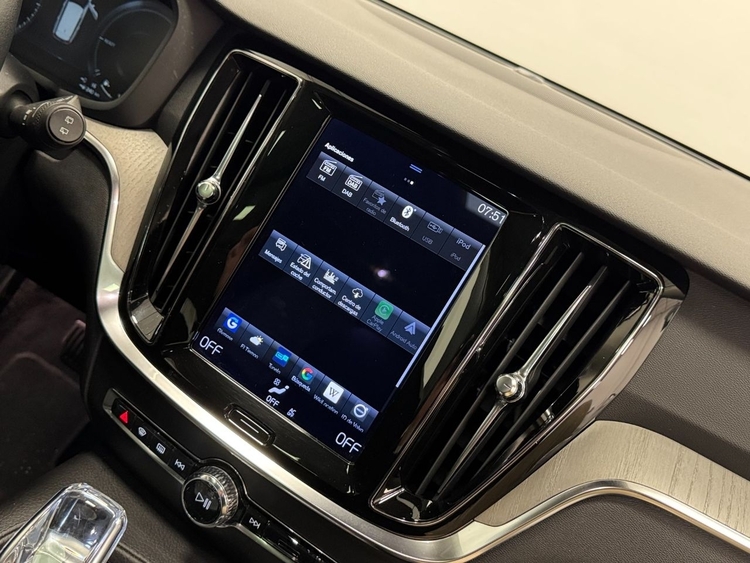 Volvo V60 T6 AWD RECHARGE INSCRIPTION foto 34