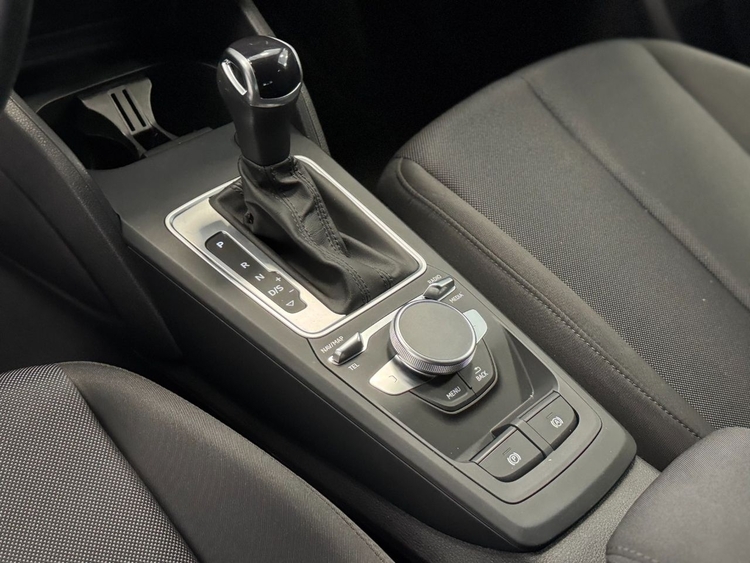 Audi Q2 ADVANCED 30TDI S-TRONIC foto 26