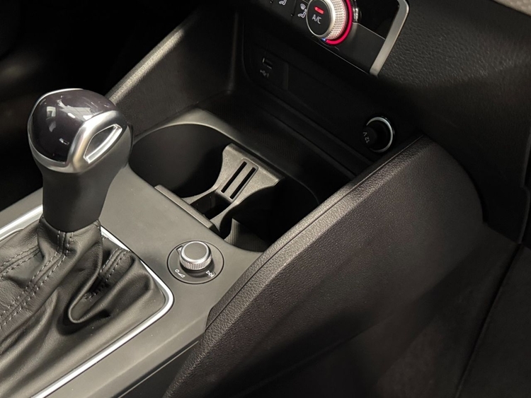 Audi Q2 ADVANCED 30TDI S-TRONIC foto 38