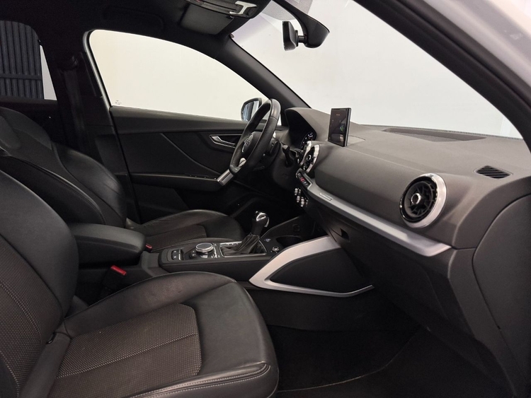 Audi Q2 S-LINE 35TFSI S-TRONIC foto 28