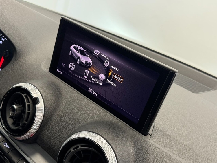 Audi Q2 S-LINE 35TFSI S-TRONIC foto 31