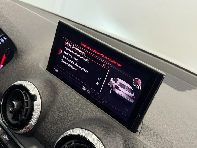 Audi Q2 S-LINE 35TFSI S-TRONIC foto 33