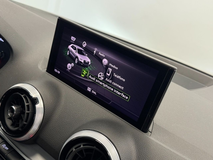 Audi Q2 S-LINE 35TFSI S-TRONIC foto 34