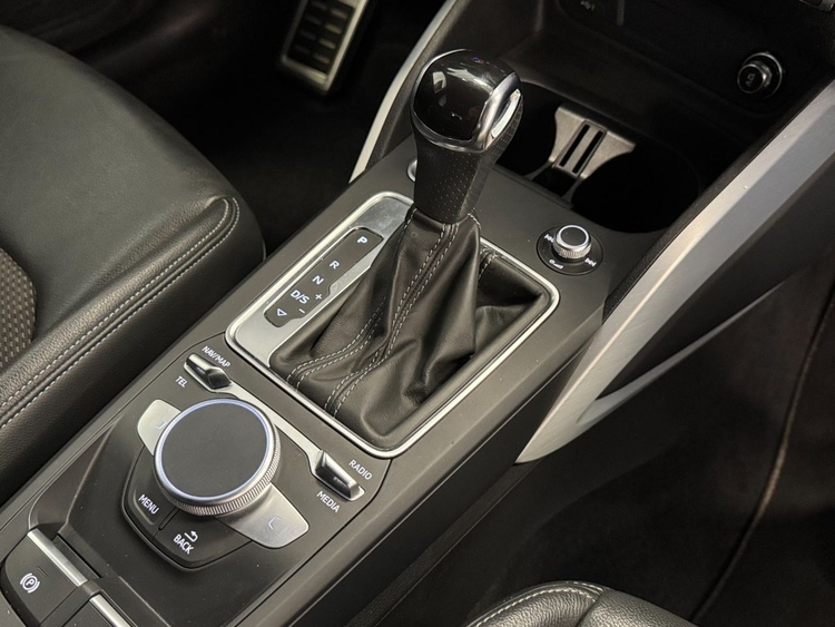 Audi Q2 S-LINE 35TFSI S-TRONIC foto 39