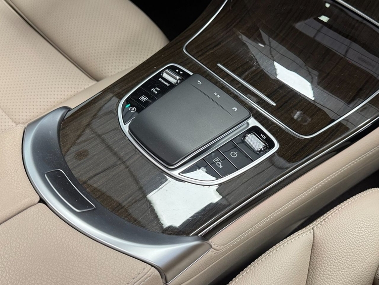 Mercedes GLC Coupé 220D 4MATIC foto 44