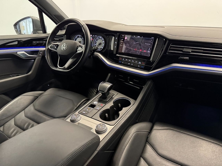 Volkswagen Touareg PREMIUM ELEGANCE  3.0 V6 TIP 4MOTION foto 12