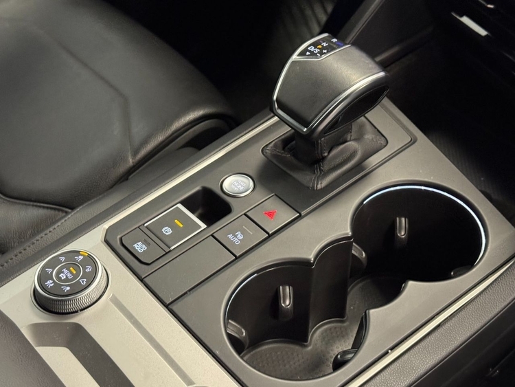 Volkswagen Touareg PREMIUM ELEGANCE  3.0 V6 TIP 4MOTION foto 39