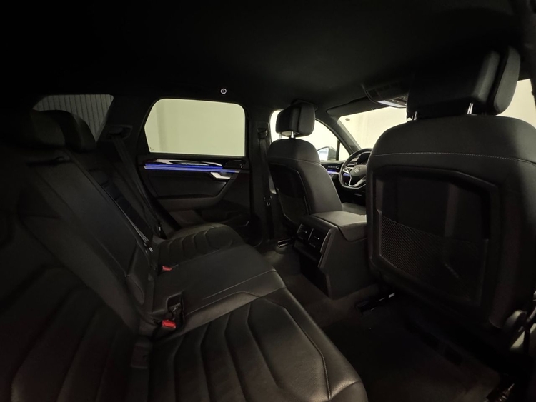 Volkswagen Touareg PREMIUM ELEGANCE  3.0 V6 TIP 4MOTION foto 41