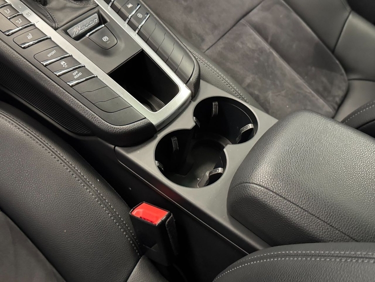 Porsche Macan MACAN foto 23