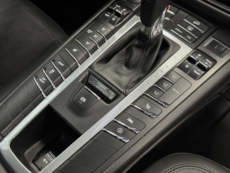 Porsche Macan MACAN foto 38