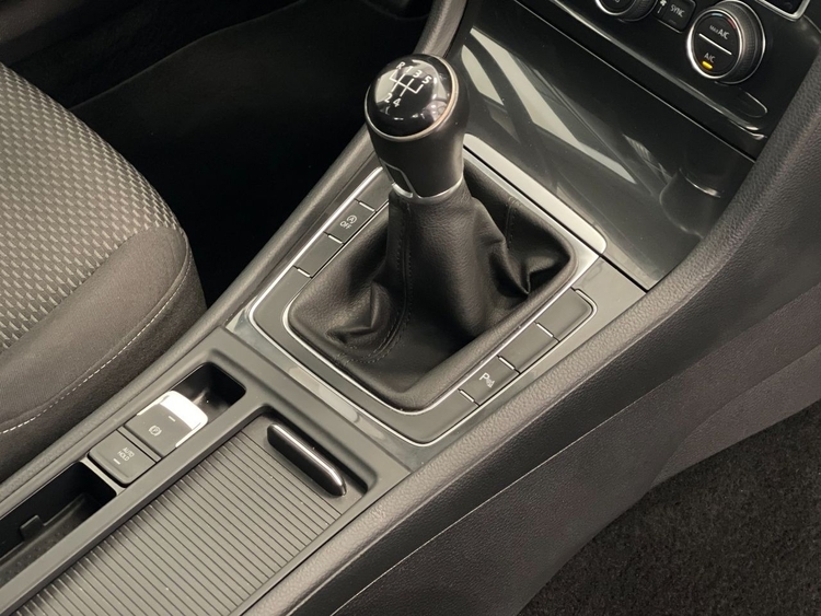 Volkswagen Golf READY 2 GO foto 45